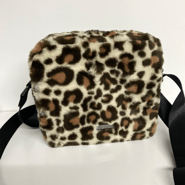 Leopard Print faux Fur Crossbody Bag