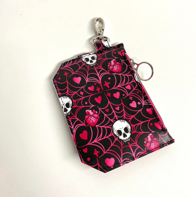 Skulls and hearts Purse
