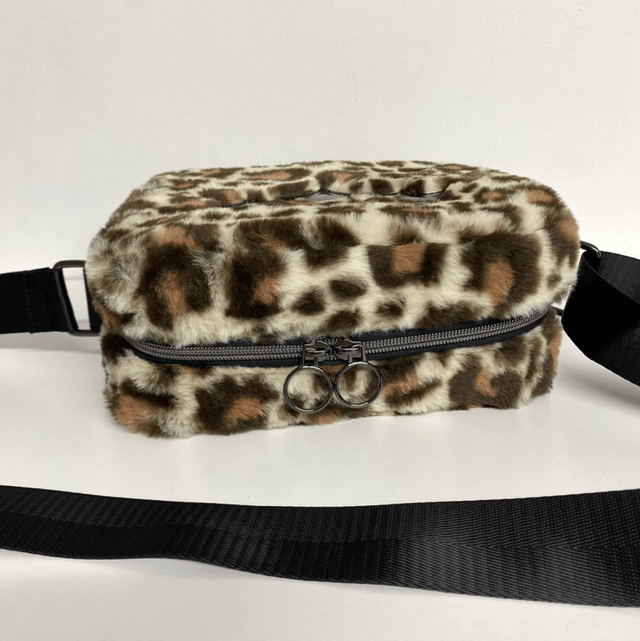 Leopard Print faux Fur Crossbody Bag