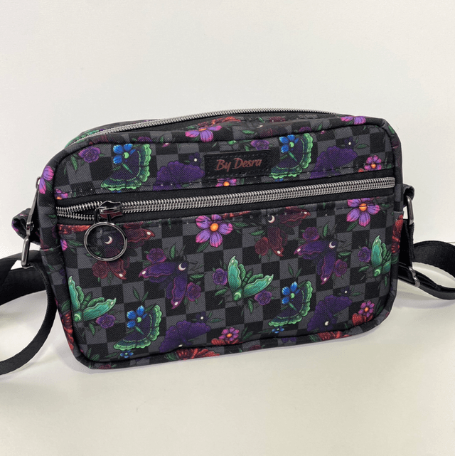 Black and grey checkered moth Crossbody Bag 